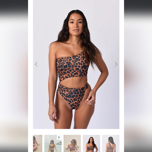 Skatie One-Piece - Picture 1 of 3